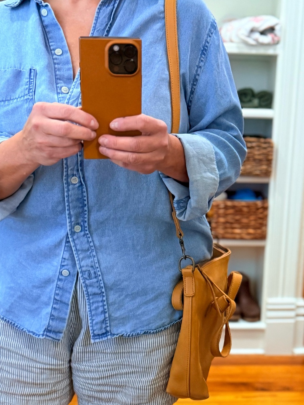 ABLE Rachel Crossbody - Tan / Cognac Leather - Picture 7 of 8